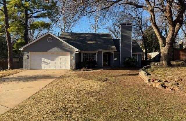 2505 Stamford Court photos photos