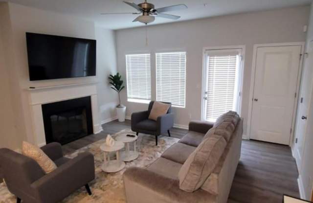 Room in 3 Bedroom Home at Shaffer Ct photos photos Room in 3 Bedroom Home at Shaffer Ct photos photos