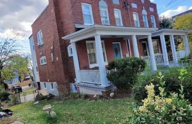 903 JACKSON Street NE photos photos