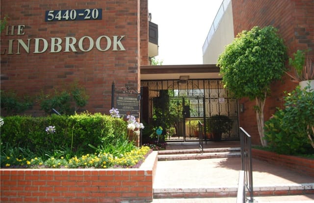 5420 Lindley Avenue - 5420 Lindley Avenue, Los Angeles, CA 91316
