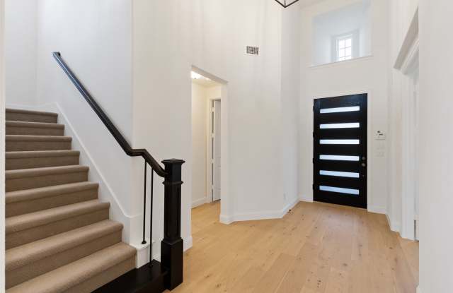 2380 Rainforest Drive Gallery 4