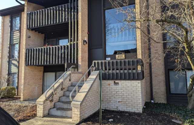 6110 Knoll Valley Drive - 6110 Knoll Valley Drive, Willowbrook, IL 60527
