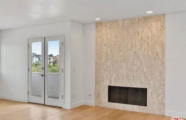 29 Lighthouse Street - 29 Lighthouse Street, Los Angeles, CA 90292 29 Lighthouse Street - 29 Lighthouse Street, Los Angeles, CA 90292