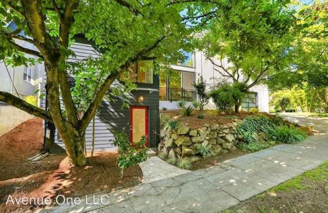 111 34th Ave. East - 111 34th Avenue, Seattle, WA 98122