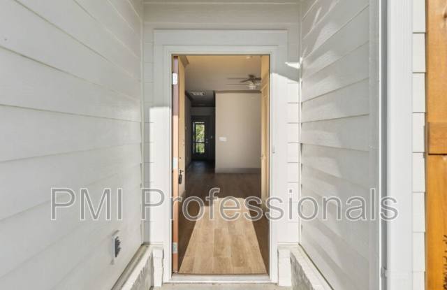 3407 John Richards Dr Gallery 2