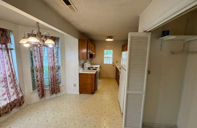 Condo near Nashville Airport & Percy Priest Lake! Gallery 3