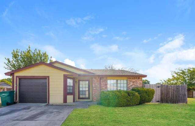 415 Justice Drive - 415 Justice Drive, Cedar Hill, TX 75104