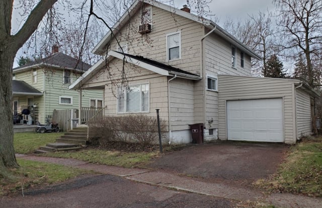 633 W Murphy St - 633 West Murphy Street, Lima, OH 45801