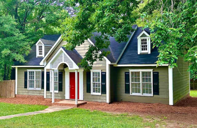 ADORABLE RENOVATED HOME IN IRMO'S NEW FRIARSGATE Gallery 3