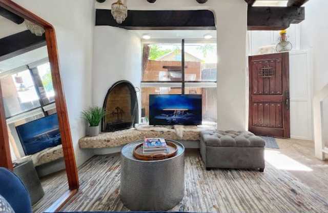 1027 Canyon Rd photos photos