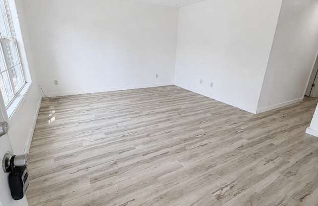 3 Bedroom | 2 Bathroom | 1,100 square feet | Merriam Woods MO! Gallery 4