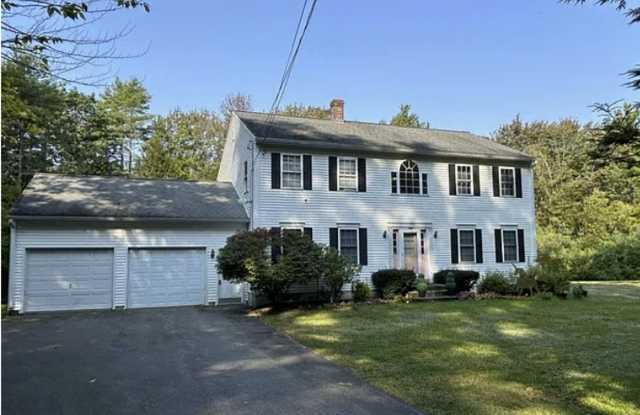 Spacious Colonial Home | 3.42 Acres, Cathedral Ceilings & Oversized Garage Gallery 1