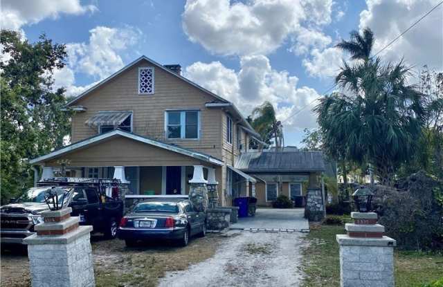 2222 Unity Avenue Gallery 2
