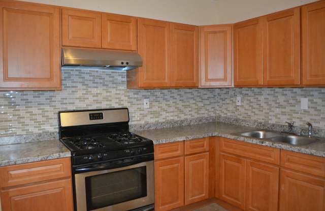 719 Roberts St - 719 Roberts Street, Utica, NY 13502