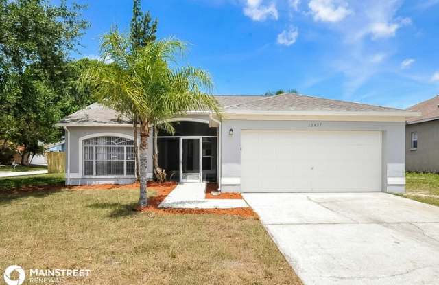 13427 Silvercreek Drive - 13427 Silvercreek Drive, Riverview, FL 33579