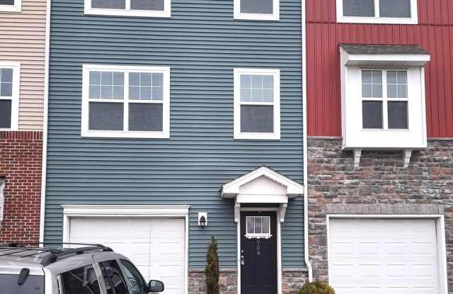 704 ADMIRALS QUAY Drive photos photos