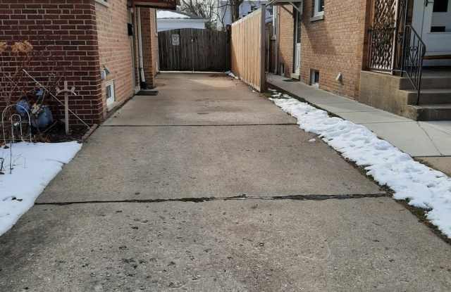 1814 Cleveland Street Gallery 2
