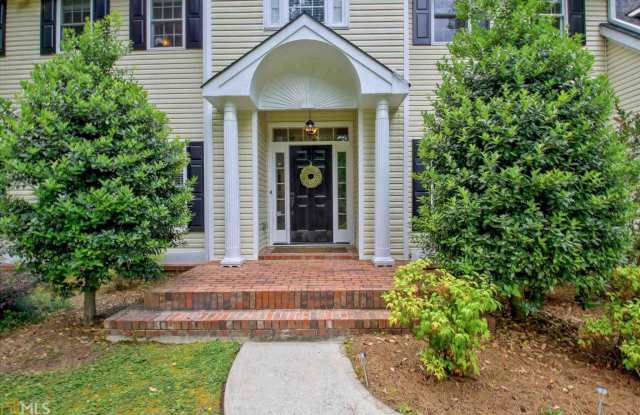 208 Wysteria Ct Gallery 4