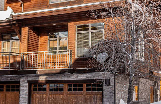 Immaculate Spanish Peaks Condo with Hot Tub & Pool Access photos photos
