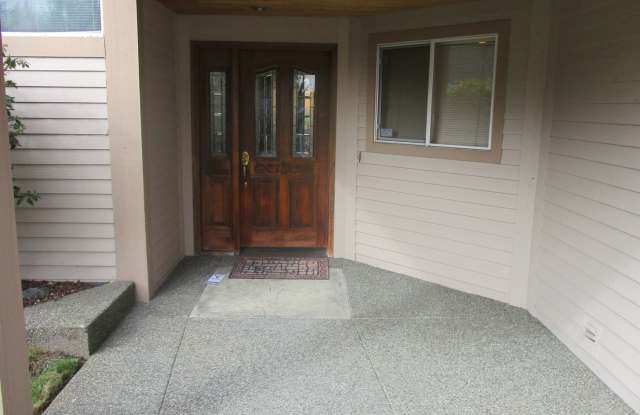 4526 82nd Ave Ct W Gallery 3