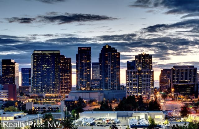 713 122nd Ave NE B6 - 713 122nd Avenue Northeast, Bellevue, WA 98005