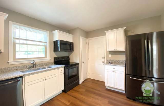 307 West Poinsett Street - 1 photos photos