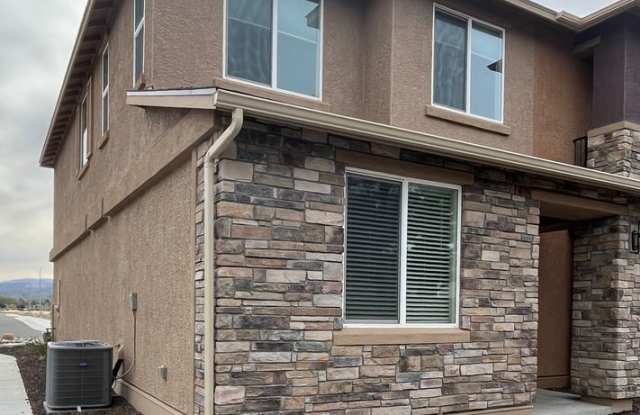 Beautiful Two Bedroom Two and a Half bath in Arbor Villas - 791 West End Street, Carson City, NV 89701