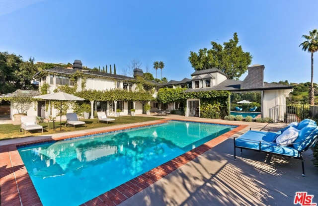 1075 Wallace Rdg photos photos