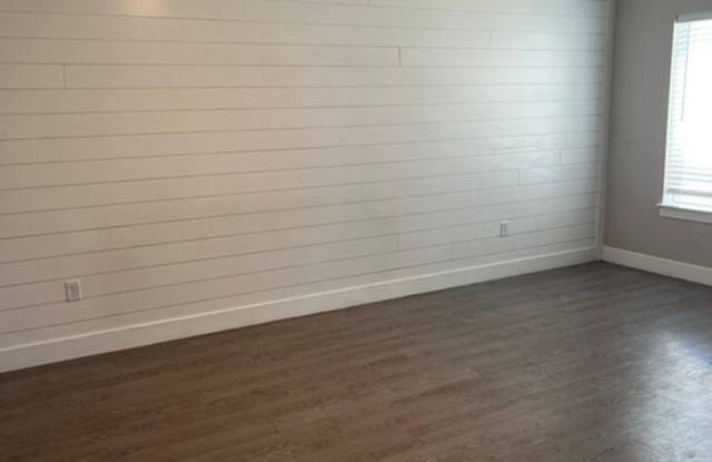3 Bedroom 2.5 Home on The North End of Cedar City Gallery 4