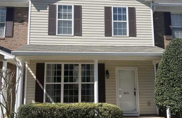 4451 Baylor Street photos photos