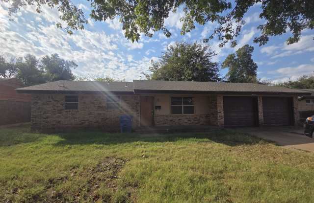 3209 Brooks Drive - 3209 Brooks Drive, Enid, OK 73701