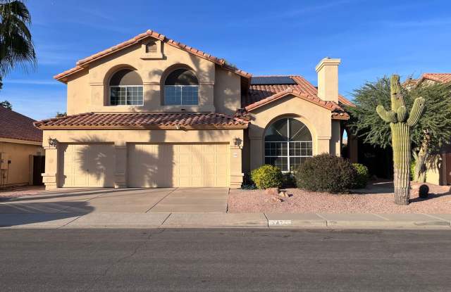 3500 SFT home, 5 Bed 3 bath with POOL and 3 car garage photos photos