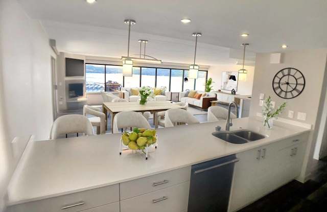 Lake Tower Apartments Gallery 2