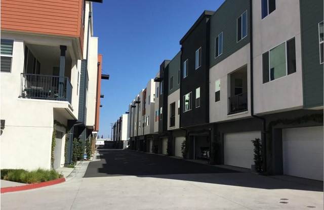 RENT $3750, 4BED, 3.5BATH,2 PARKING SPACE, 2019YEAR BUILT HOUSE - 9956 Artesia Boulevard, Bellflower, CA 90706