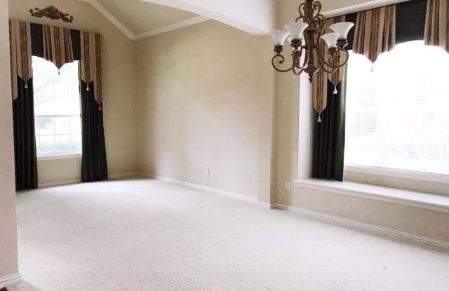 15648 Buffalo Creek Drive Gallery 3