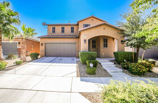 Beautiful Home with Open Floor Plan, Spacious Loft & Large Landscaped Backyard! Gallery 1