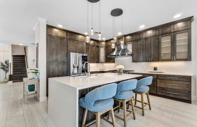 550 Tomahawk Court photos photos