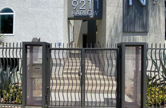9211 Harlow Avenue Gallery 2