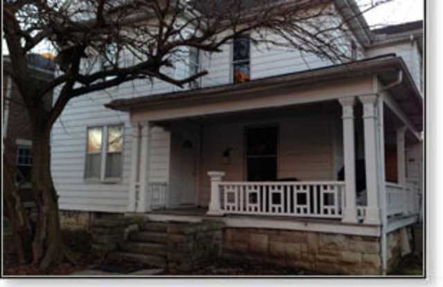 5 Bed 2 Bath House 1 block from Kirkwood ***AVAILABLE AUG 2027*** photos photos