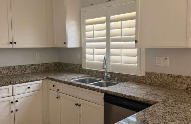 House for Rent in Imperial Gallery 1