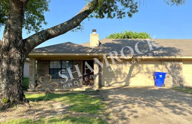 Duplex in Midway ISD! photos photos Duplex in Midway ISD! photos photos