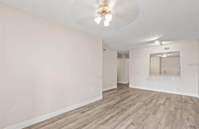 10855 WINDSOR WALK Drive Gallery 4