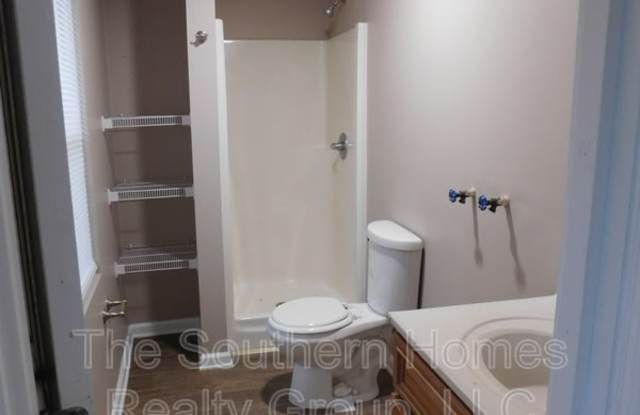 1219 Pennsylvania Avenue - A Gallery 3