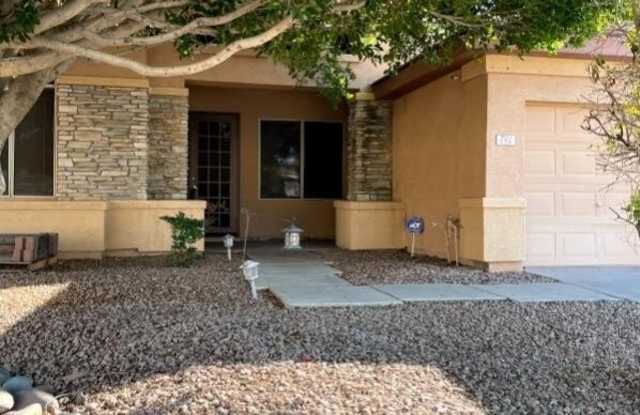 741 N SOHO Place photos photos