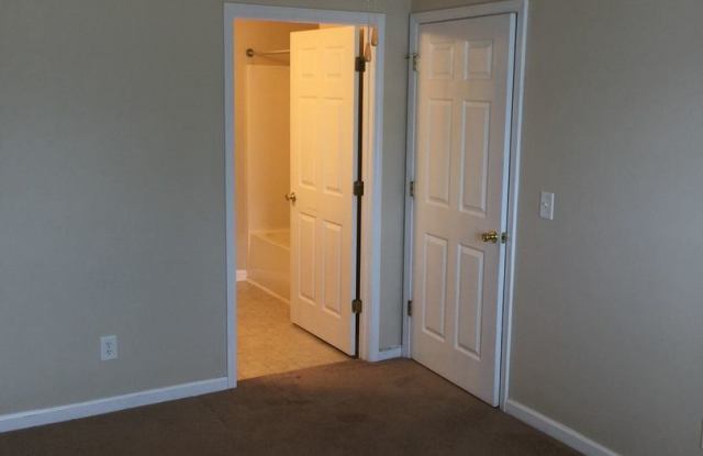 900 Hanahan Court Unit 3C Gallery 3