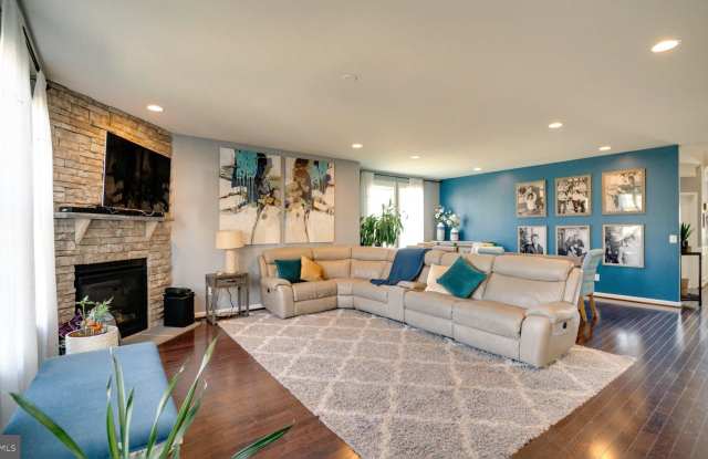 24855 BRADFORD FOREST Drive Gallery 2
