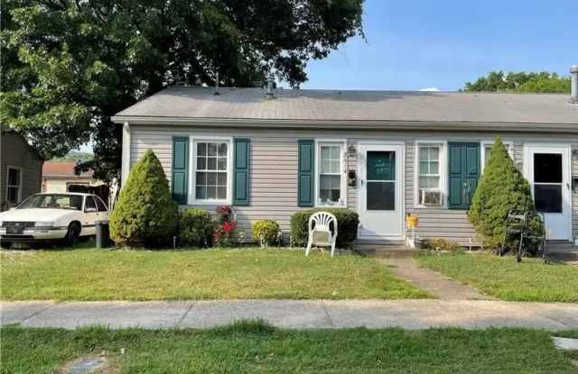 2614 Furlong Ave. - 2614 Furlong Avenue, St. Albans, WV 25177