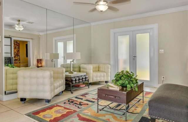 3321 Southwest 32 Avenue photos photos