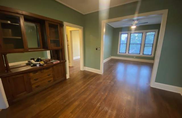 1513 West Winnemac Gallery 3