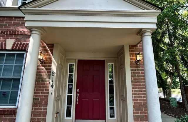 8141 SKELTON Circle Gallery 1
